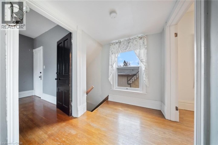 Photo 19 at 41 Wellington Street S, Woodstock