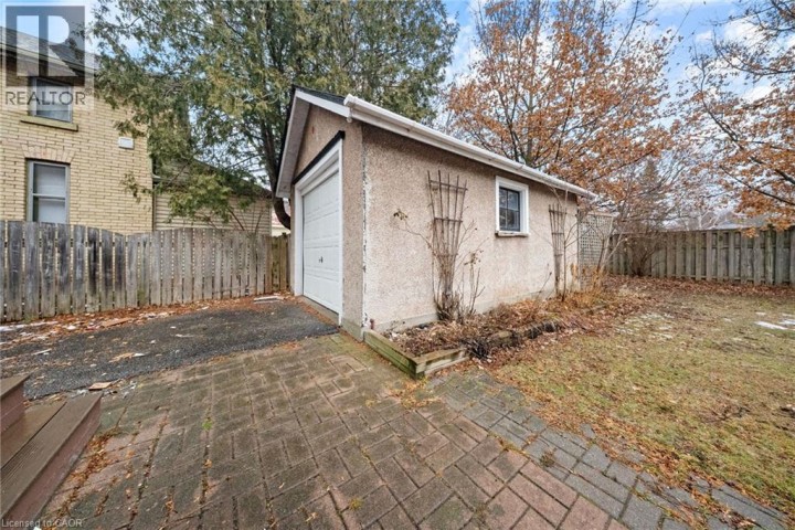 Photo 25 at 41 Wellington Street S, Woodstock