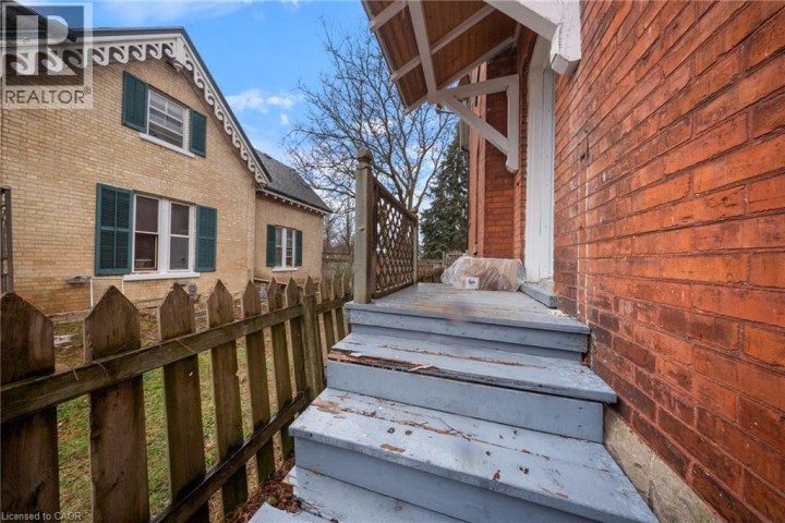 Photo 28 at 41 Wellington Street S, Woodstock