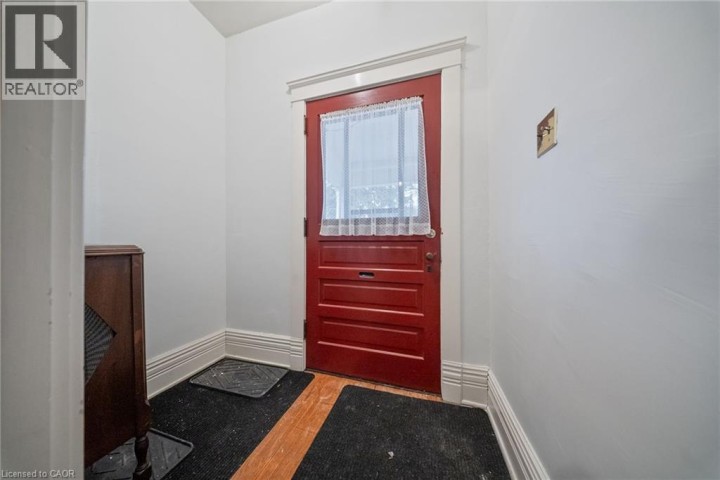 Photo 3 at 41 Wellington Street S, Woodstock