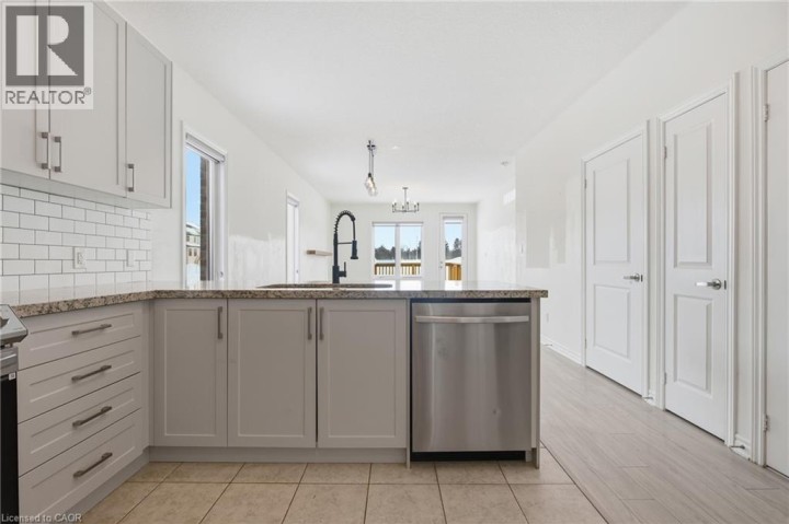 Photo 12 at 43 Harvest Avenue, Tillsonburg