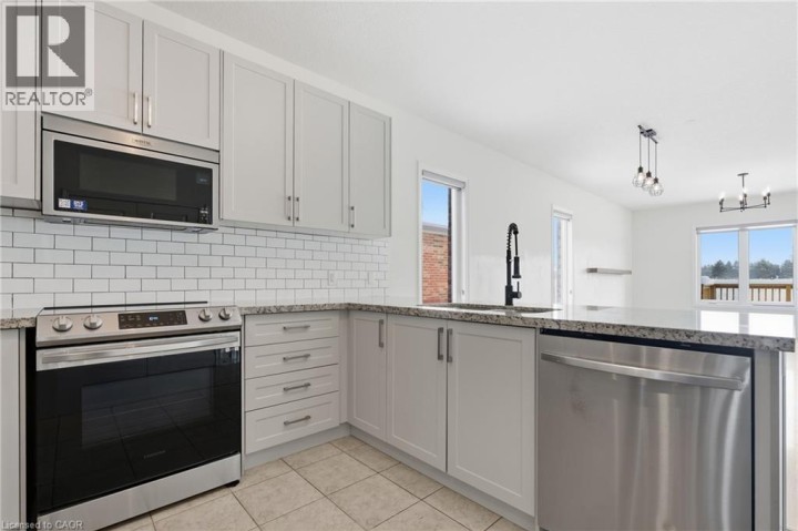 Photo 10 at 43 Harvest Avenue, Tillsonburg