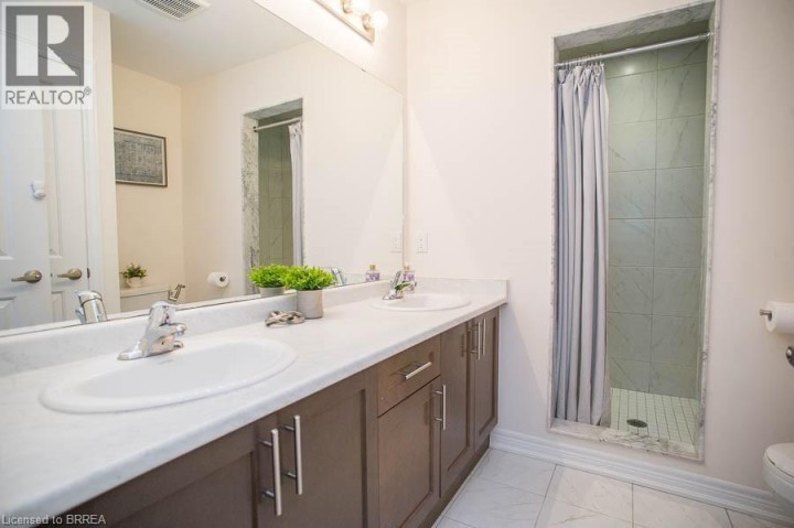 Photo 17 at 77 DIANA Avenue 49, Brantford