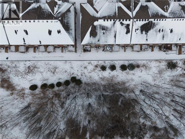 Photo 29 at 77 DIANA Avenue 49, Brantford