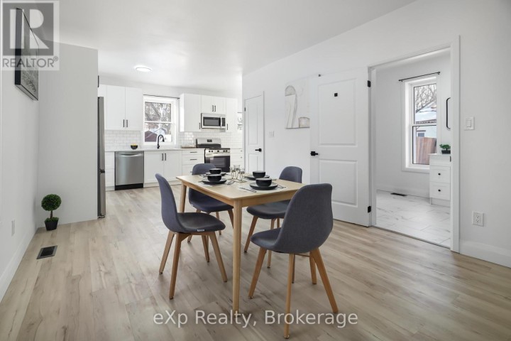 Photo 12 at 40 S Victoria Street, Woodstock - South, Woodstock