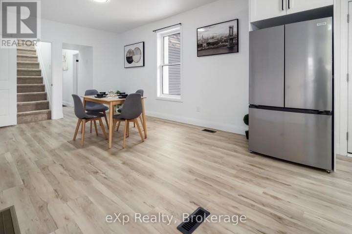 Photo 15 at 40 S Victoria Street, Woodstock - South, Woodstock