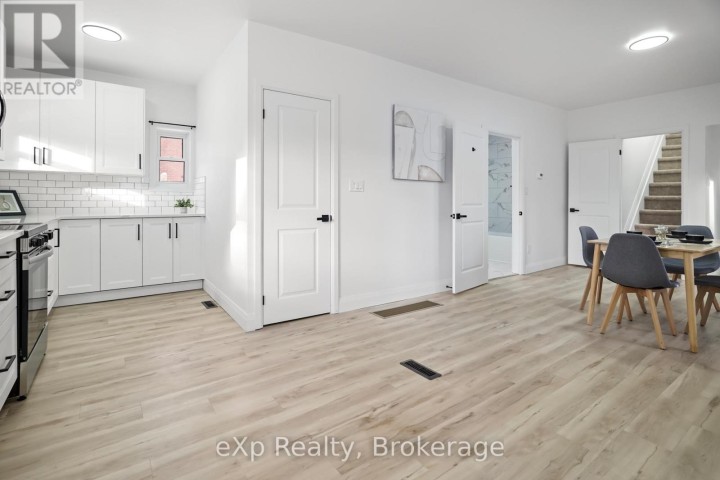 Photo 16 at 40 S Victoria Street, Woodstock - South, Woodstock