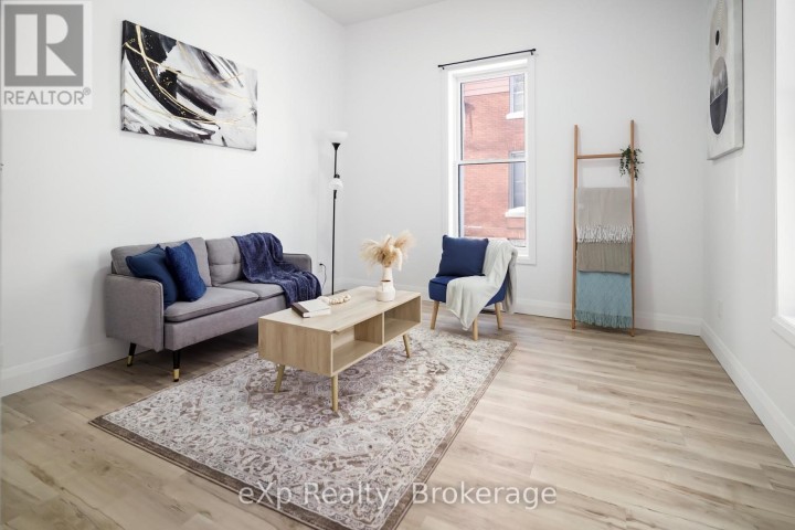 Photo 17 at 40 S Victoria Street, Woodstock - South, Woodstock