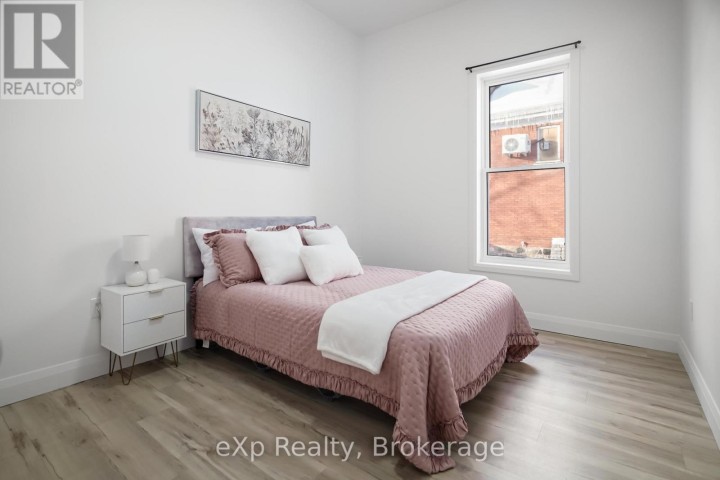 Photo 21 at 40 S Victoria Street, Woodstock - South, Woodstock