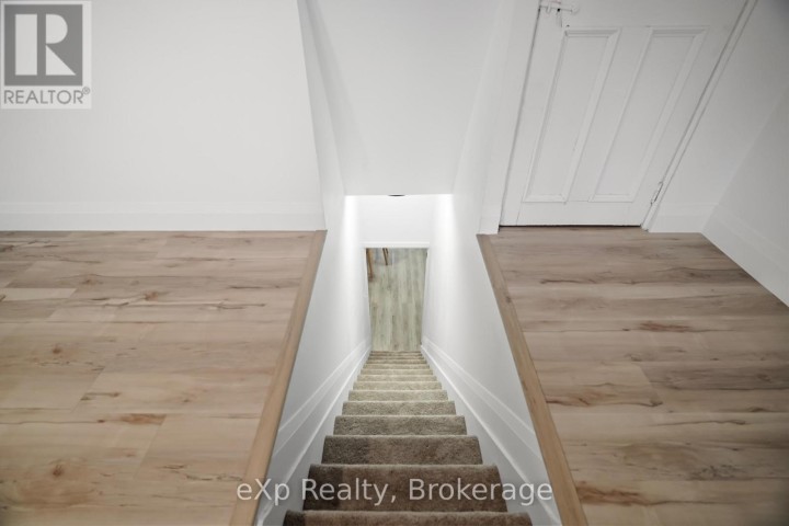 Photo 33 at 40 S Victoria Street, Woodstock - South, Woodstock