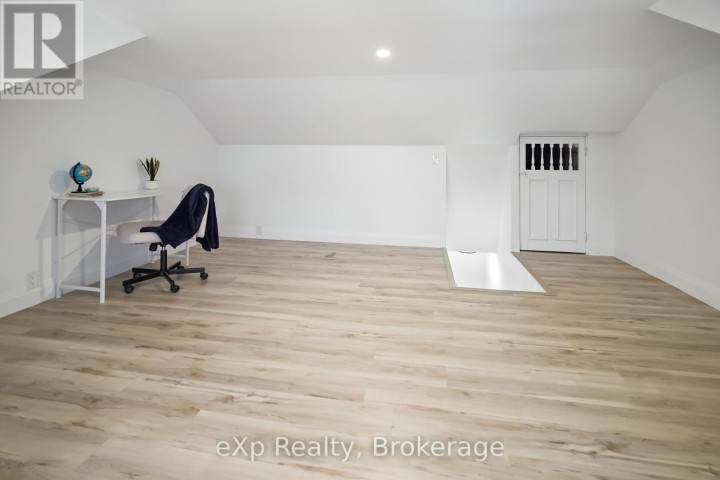 Photo 35 at 40 S Victoria Street, Woodstock - South, Woodstock