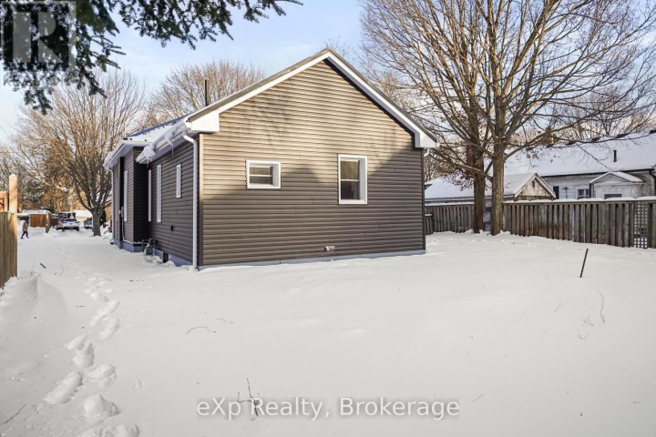 Photo 39 at 40 S Victoria Street, Woodstock - South, Woodstock