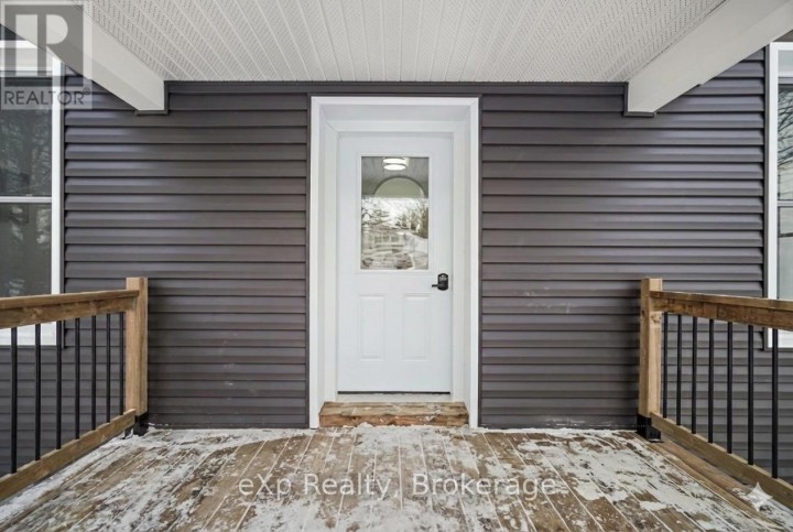 Photo 4 at 40 S Victoria Street, Woodstock - South, Woodstock