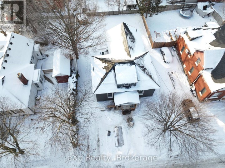 Photo 40 at 40 S Victoria Street, Woodstock - South, Woodstock