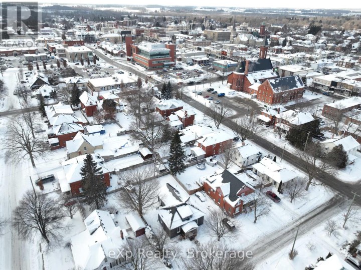 Photo 44 at 40 S Victoria Street, Woodstock - South, Woodstock