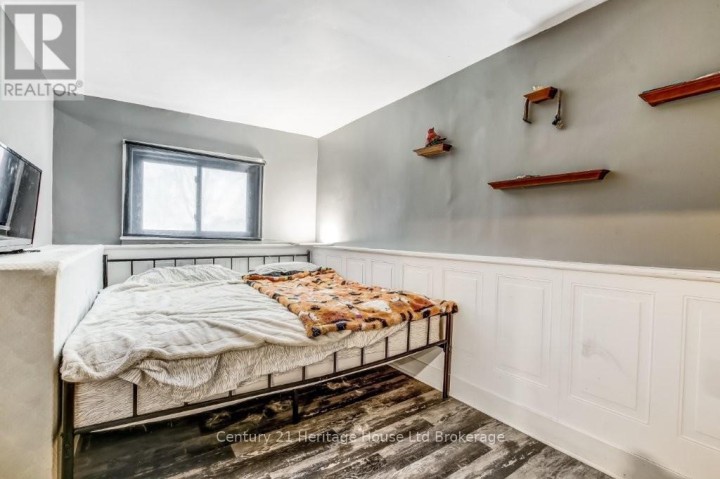 Photo 12 at 87 Bay Street, Woodstock - South, Woodstock