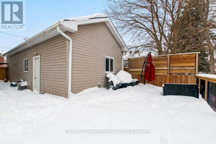 Photo 28 at 87 Bay Street, Woodstock - South, Woodstock