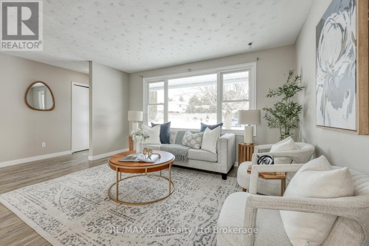 Photo 12 at 18 Bigham Crescent, Woodstock - South, Woodstock