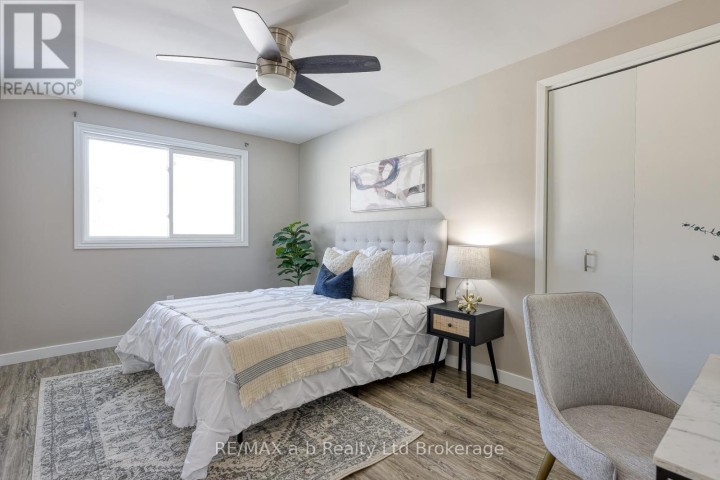 Photo 20 at 18 Bigham Crescent, Woodstock - South, Woodstock