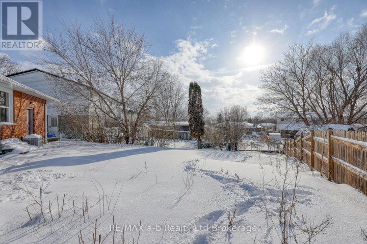 Photo 44 at 18 Bigham Crescent, Woodstock - South, Woodstock