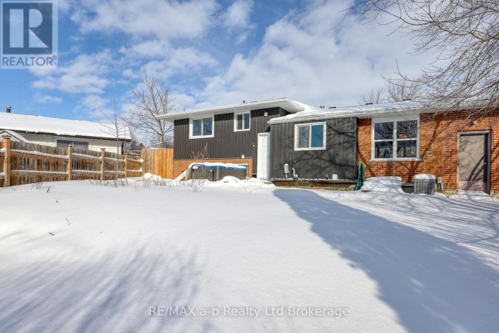 Photo 48 at 18 Bigham Crescent, Woodstock - South, Woodstock