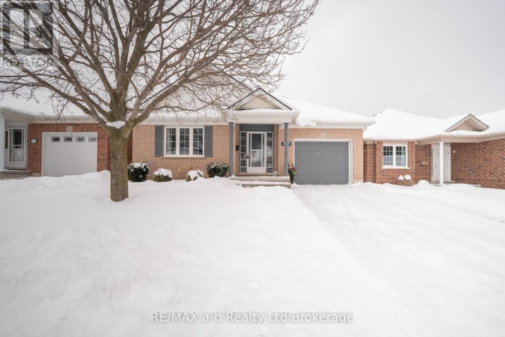 Photo 1 at 218 Baldwin Street, Tillsonburg