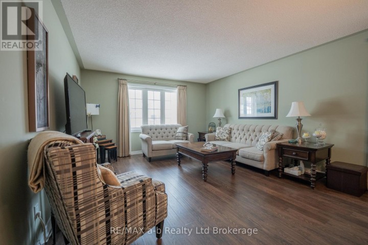 Photo 9 at 218 Baldwin Street, Tillsonburg
