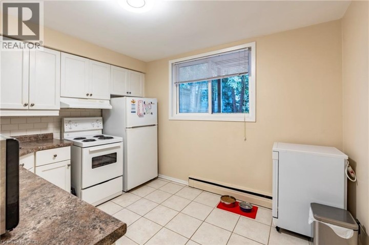 Photo 10 at 62 Moore Avenue, Downtown Kitchener / East Ward, Kitchener