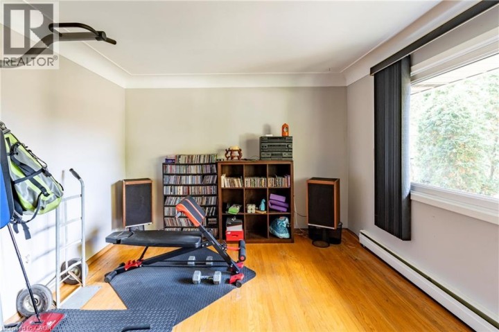 Photo 23 at 62 Moore Avenue, Downtown Kitchener / East Ward, Kitchener