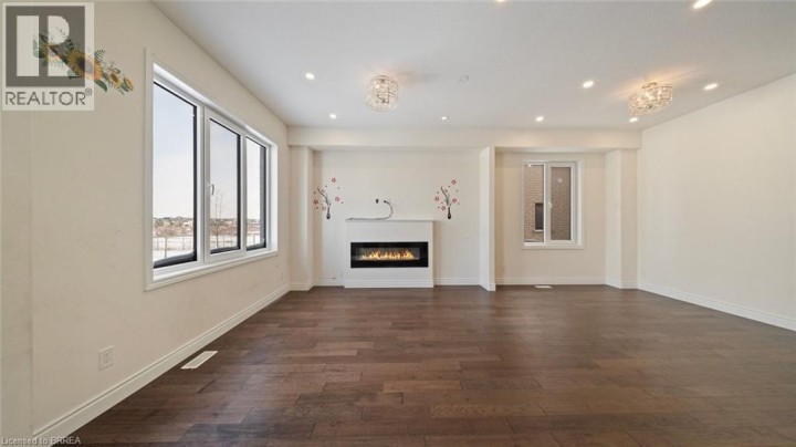 Photo 13 at 26 Grandville Circle, Innerkip (Victoria Park), Woodstock