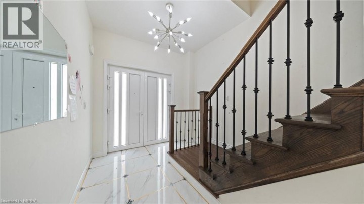 Photo 4 at 26 Grandville Circle, Innerkip (Victoria Park), Woodstock