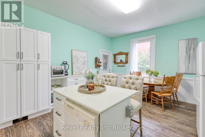 Photo 13 at 453 Drew Street, Woodstock - North, Woodstock