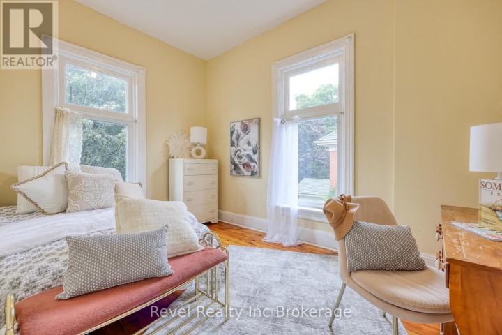 Photo 18 at 453 Drew Street, Woodstock - North, Woodstock