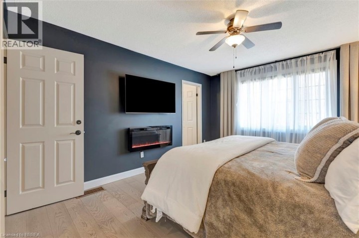 Photo 23 at 1 Bowen Lane, Beckett, Brantford