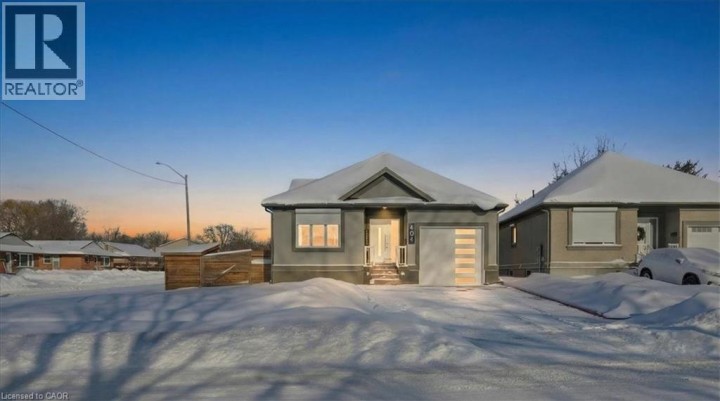 Photo 2 at 404 N Montrose Street N, Preston North, Cambridge