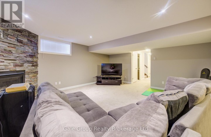 Photo 24 at 117 Juno Crescent, Woodstock - North, Woodstock