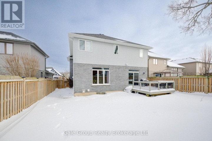 Photo 36 at 117 Juno Crescent, Woodstock - North, Woodstock