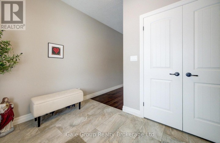 Photo 4 at 117 Juno Crescent, Woodstock - North, Woodstock