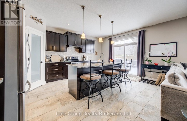 Photo 6 at 117 Juno Crescent, Woodstock - North, Woodstock