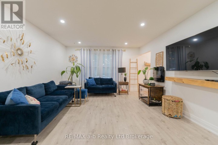 Photo 12 at 6 Camdon Court, Tillsonburg