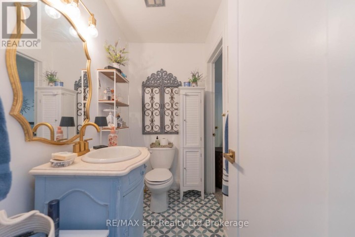 Photo 18 at 6 Camdon Court, Tillsonburg