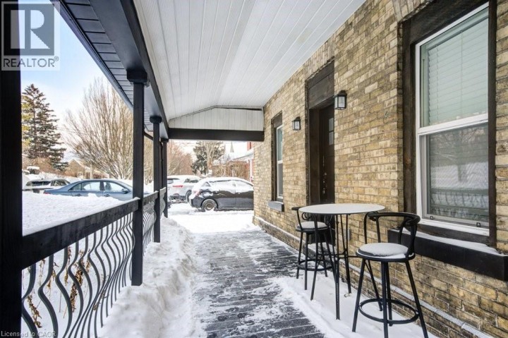 Photo 6 at 83 Oxford Street, Woodstock - North, Woodstock