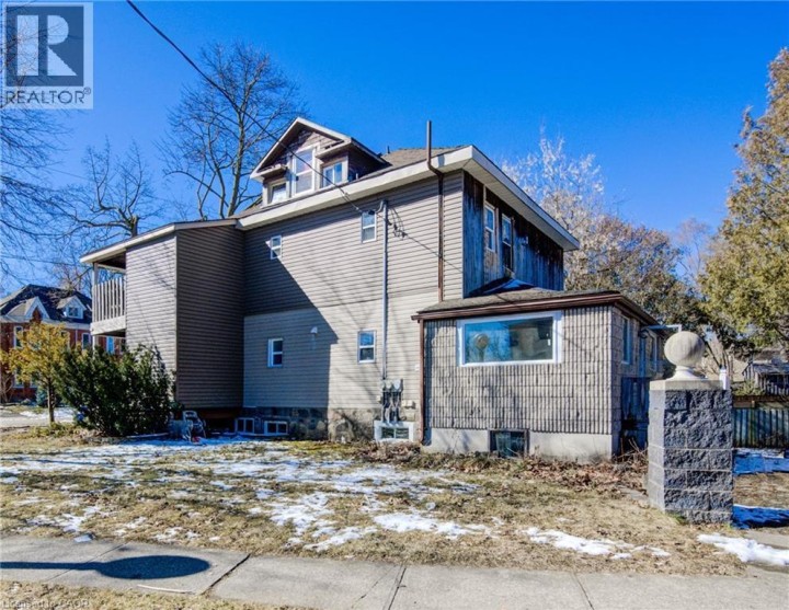 Photo 12 at 248 Main Street, Alison Park / Eastview North, Cambridge