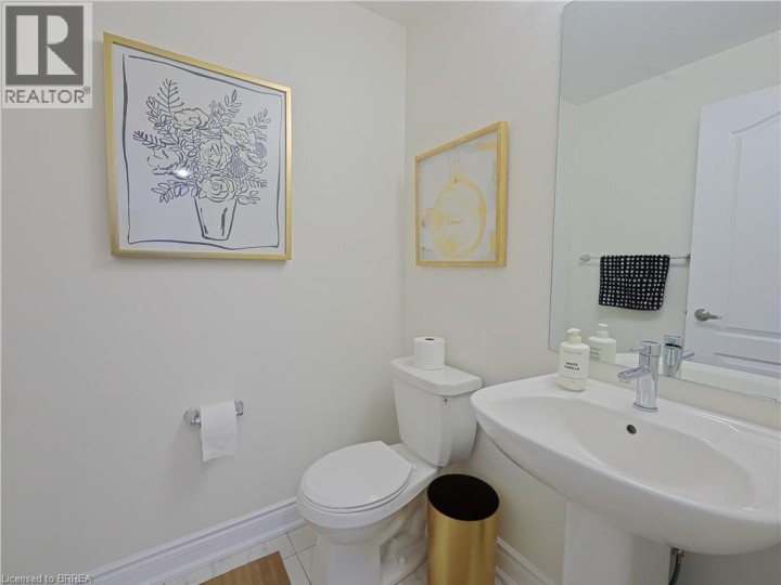 Photo 5 at 93 Monteith Drive, Pleasant Ridge, Brantford
