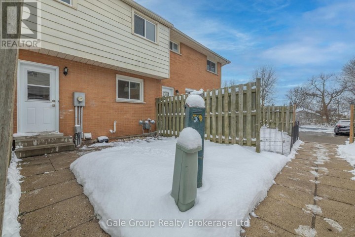 Photo 4 at 11 - 78 Bee Street, Woodstock - South, Woodstock