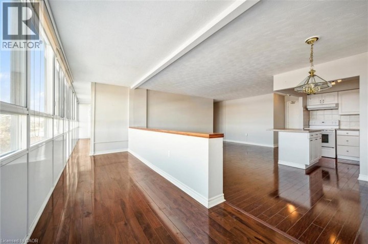 Photo 23 at 609 - 24 Midland Drive, Stanley Park / Centreville, Kitchener