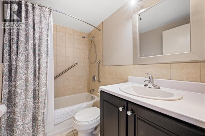 Photo 31 at 609 - 24 Midland Drive, Stanley Park / Centreville, Kitchener