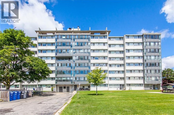 Photo 44 at 609 - 24 Midland Drive, Stanley Park / Centreville, Kitchener