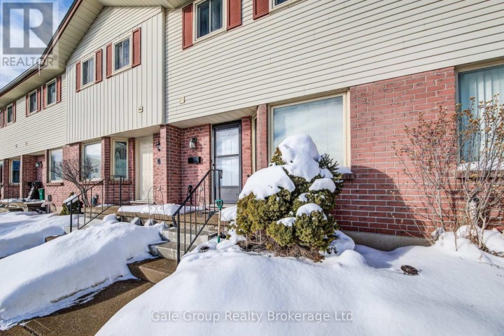 Photo 1 at 20 - 1093 Nellis Street, Woodstock - North, Woodstock