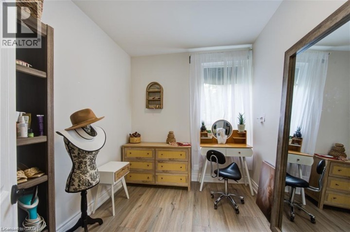 Photo 11 at 150 Finkle Street, Woodstock - South, Woodstock